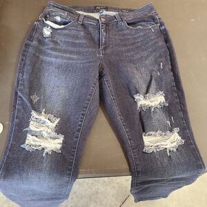 Judy Blue distress jeans EUC